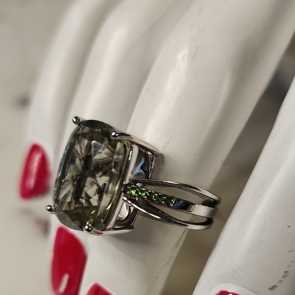 8.50CT Green Prasiolite/ 0.9CT Russian Dopside Rhodium over Sterling Ring Sz7